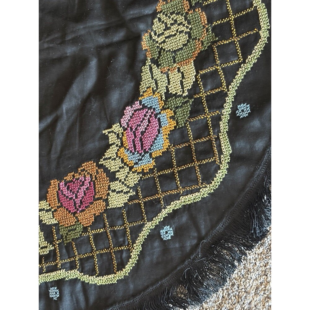Vtg. Black Satin Multicolor Embroidered Flowers Fringe Tablecloth Round 35” Boho - Picture 10 of 14